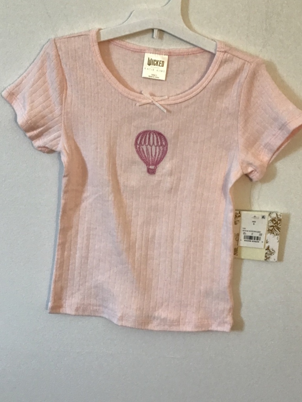 Wicked Katie Kime Girls Pink Ribbed Hot Air Balloon Embroidered T-Shirt Size S